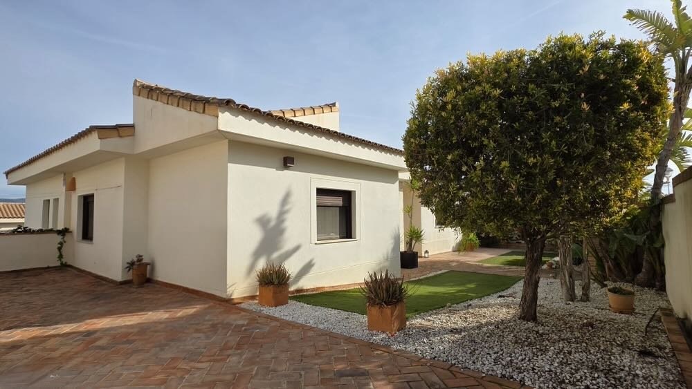 Property 2464 - Image 21